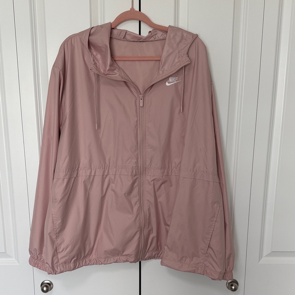 Nike Women's Light Pink Sports Jacket